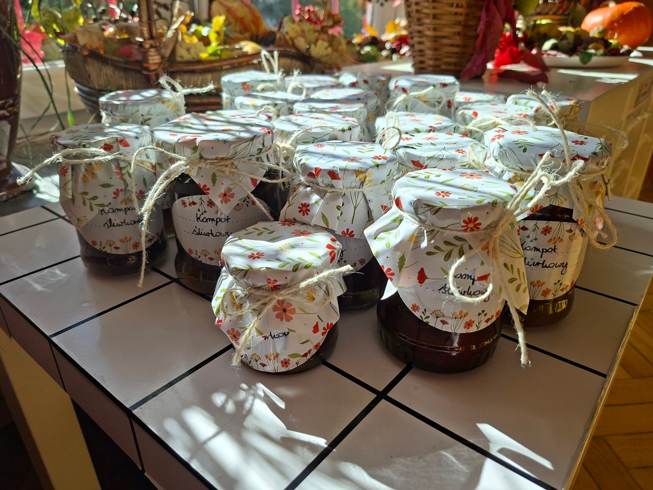 Zajęcia kulinarne - robienie kompotów.