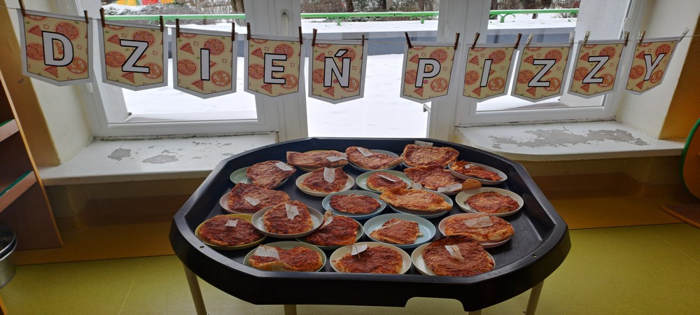 Dzień Pizzy w grupie Krasnali